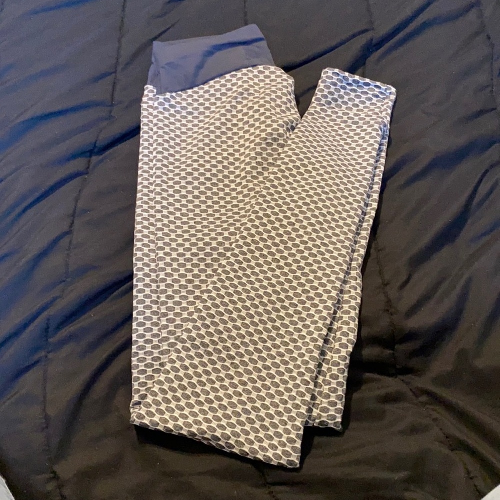 Size S TikTok Leggings